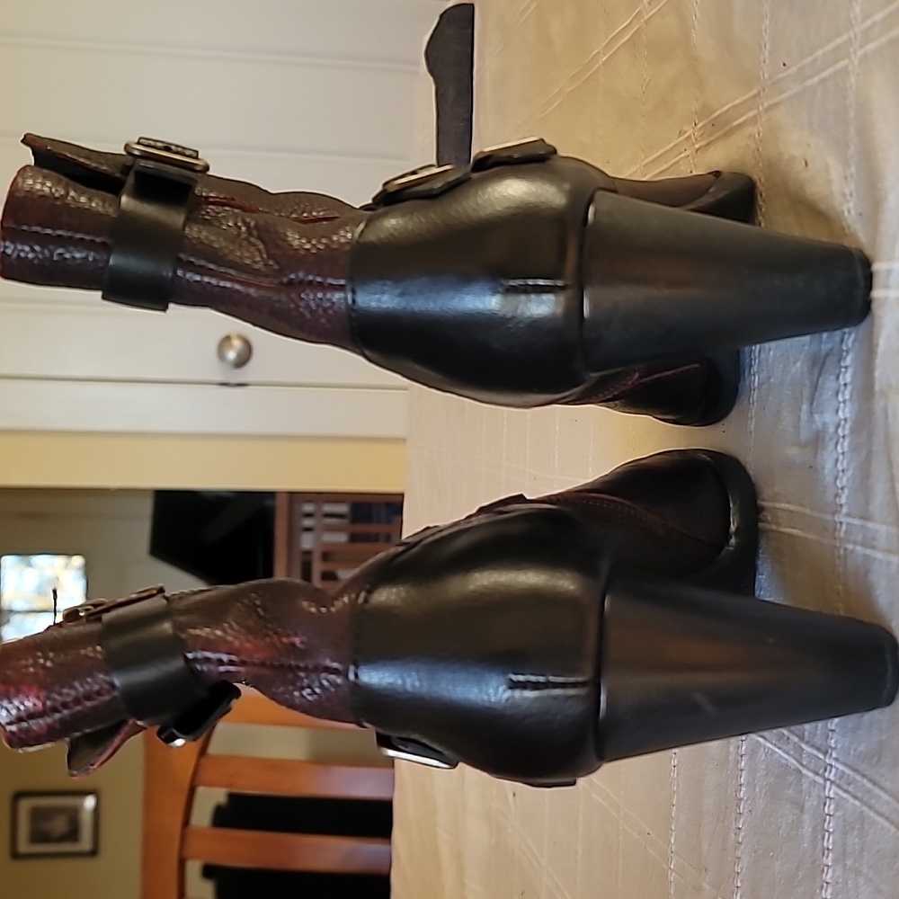 Kork-Ease Strappy zippered leather boots. - Picture 3 of 11